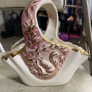 Vintage MCM Hull Pottery Pink/Gold Handled Basket Planter~USA 44 Squirrel